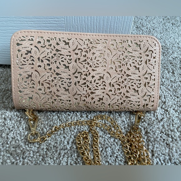 Aldo Floral Laser Cut Gold & Rose Gold crossbody - Picture 3 of 4
